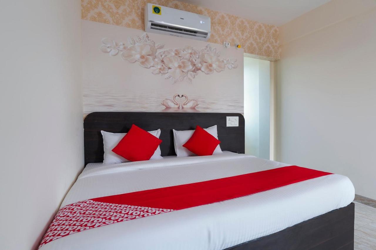 פונה Oyo Flagship 68474 Hotel Viraj מראה חיצוני תמונה
