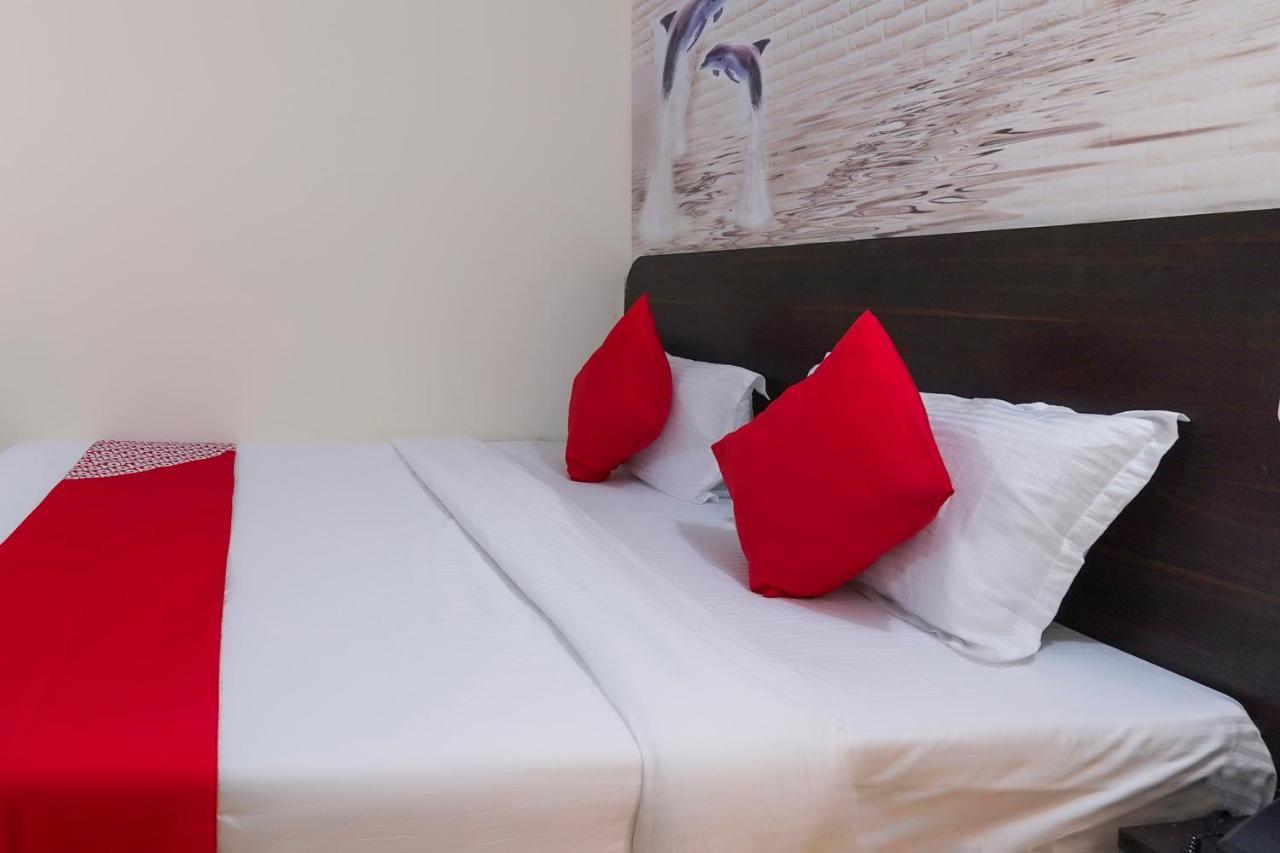 פונה Oyo Flagship 68474 Hotel Viraj מראה חיצוני תמונה