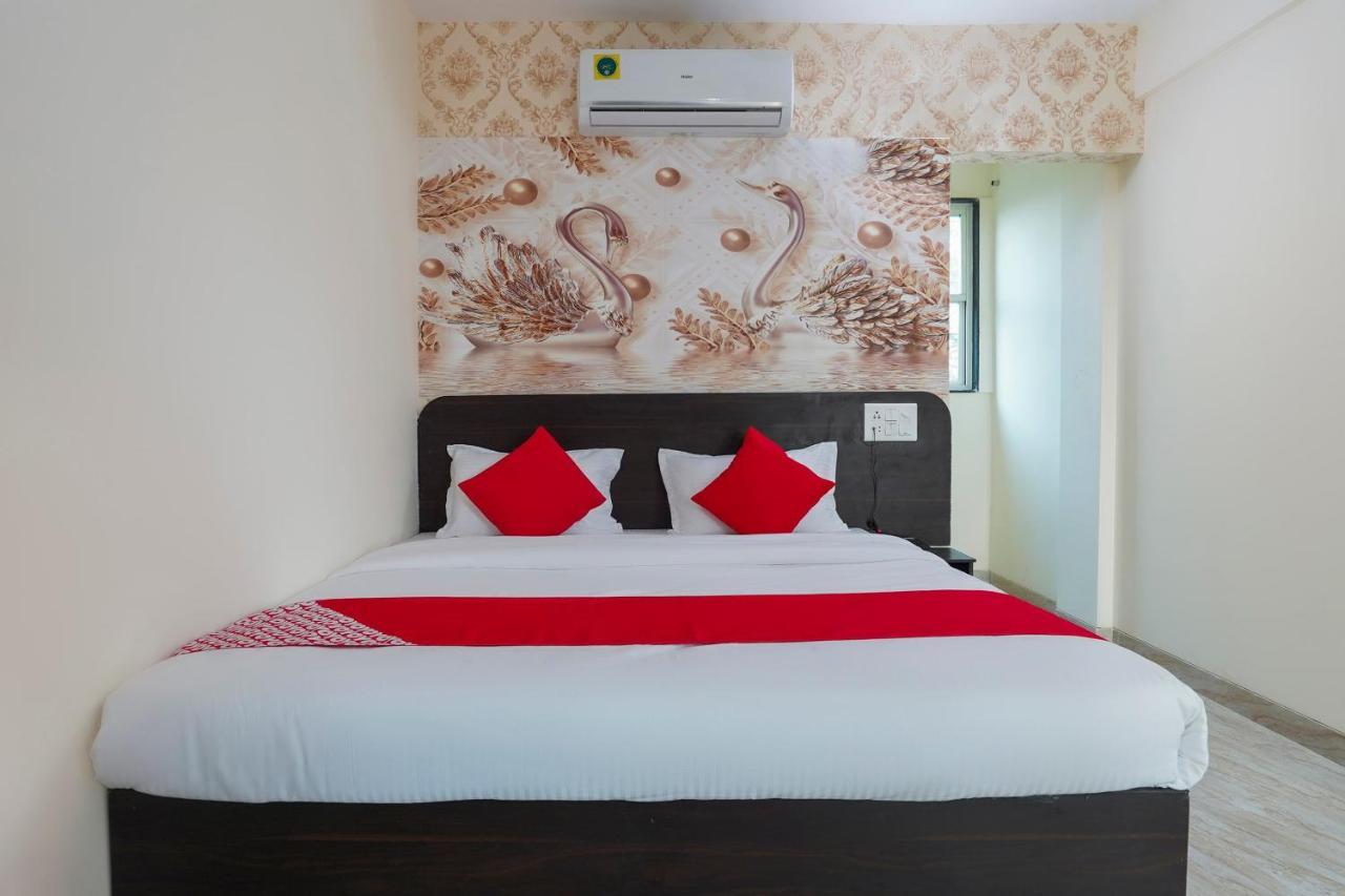 פונה Oyo Flagship 68474 Hotel Viraj מראה חיצוני תמונה